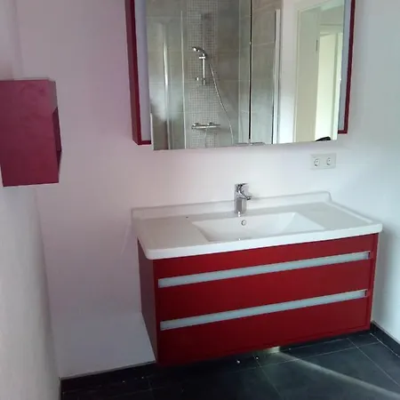 Comfortable With Double Bed Vichten