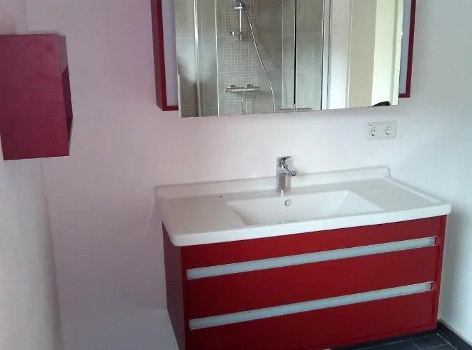 Comfortable With Double Bed Vichten